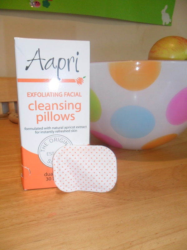 Aapri Cleansing Pillows Review – quick easy beauty products