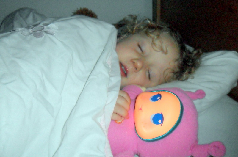 Gloworm review + 50% off at Playskool reader offer