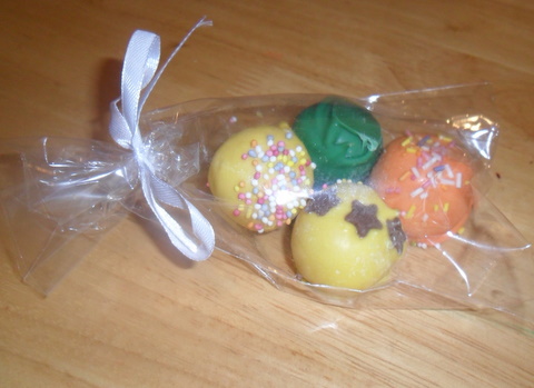 What on earth are Cake Balls?