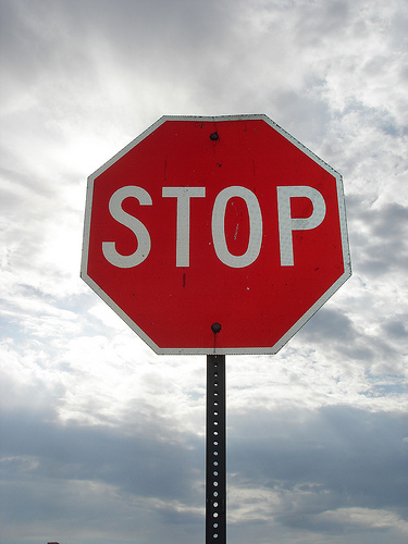 How to STOP unnecessary spending in 4 simple steps