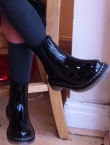 Review: Cutie Boots, Shiny Patent Chelsea Boots for Girls