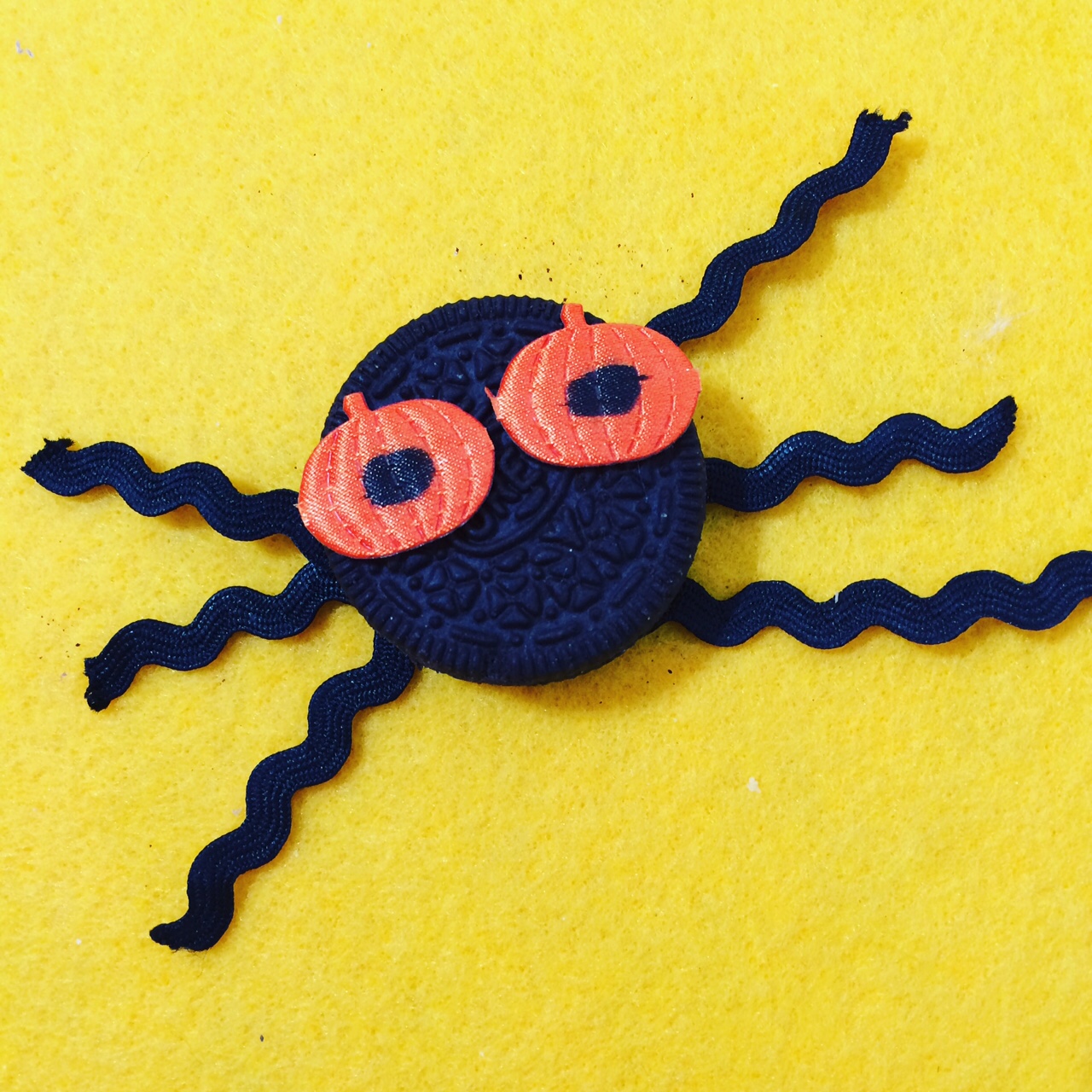 Super Simple Halloween crafts