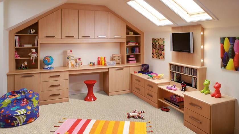 thrifty ways to decorate a playroom