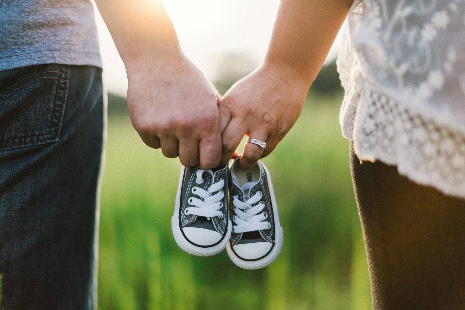 7 thrifty ways to save on babysitting