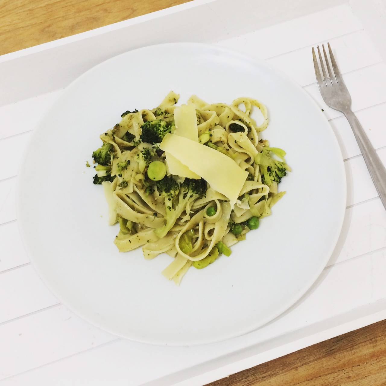Tagliatelle pesto with leeks, peas and brocolli  #RennieHappyEating