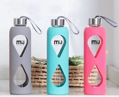 MIU COLOR Water Bottle Glass Bottles 700ml Reusable BPA Free Borosilicate Leakproof Flask with Neoprene Cover Hot Cold Drinks for Office Home Yoga Gym Travel Sports 