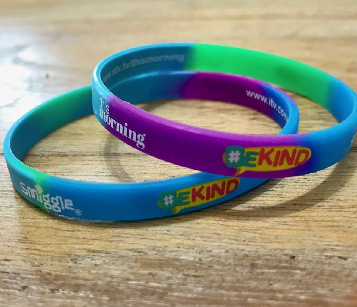 Where and how to get your Be Kind Smiggle band for anti-bullying week
