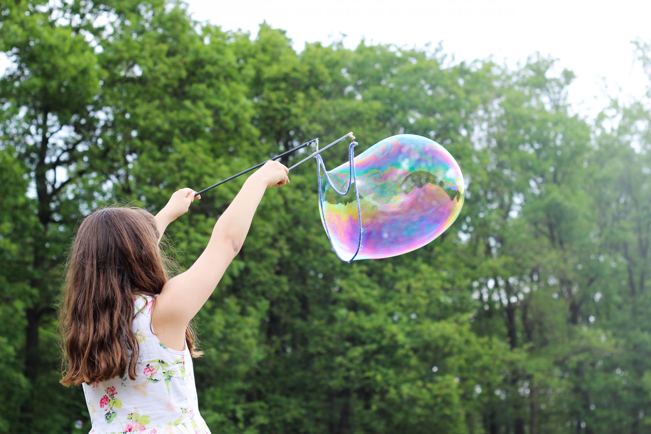 How to Make Homemade Bubbles - Simple and Fun Ideas
