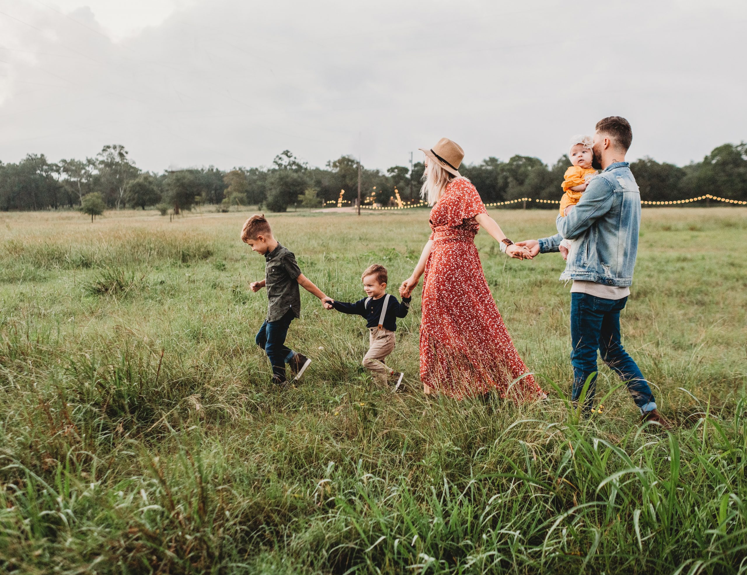 Why Family Photos Are So Important Why Family Photos Are So Important